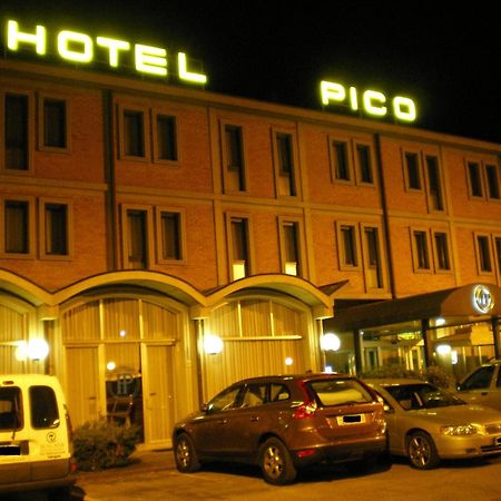 Hotel Pico Мирандола Екстериор снимка