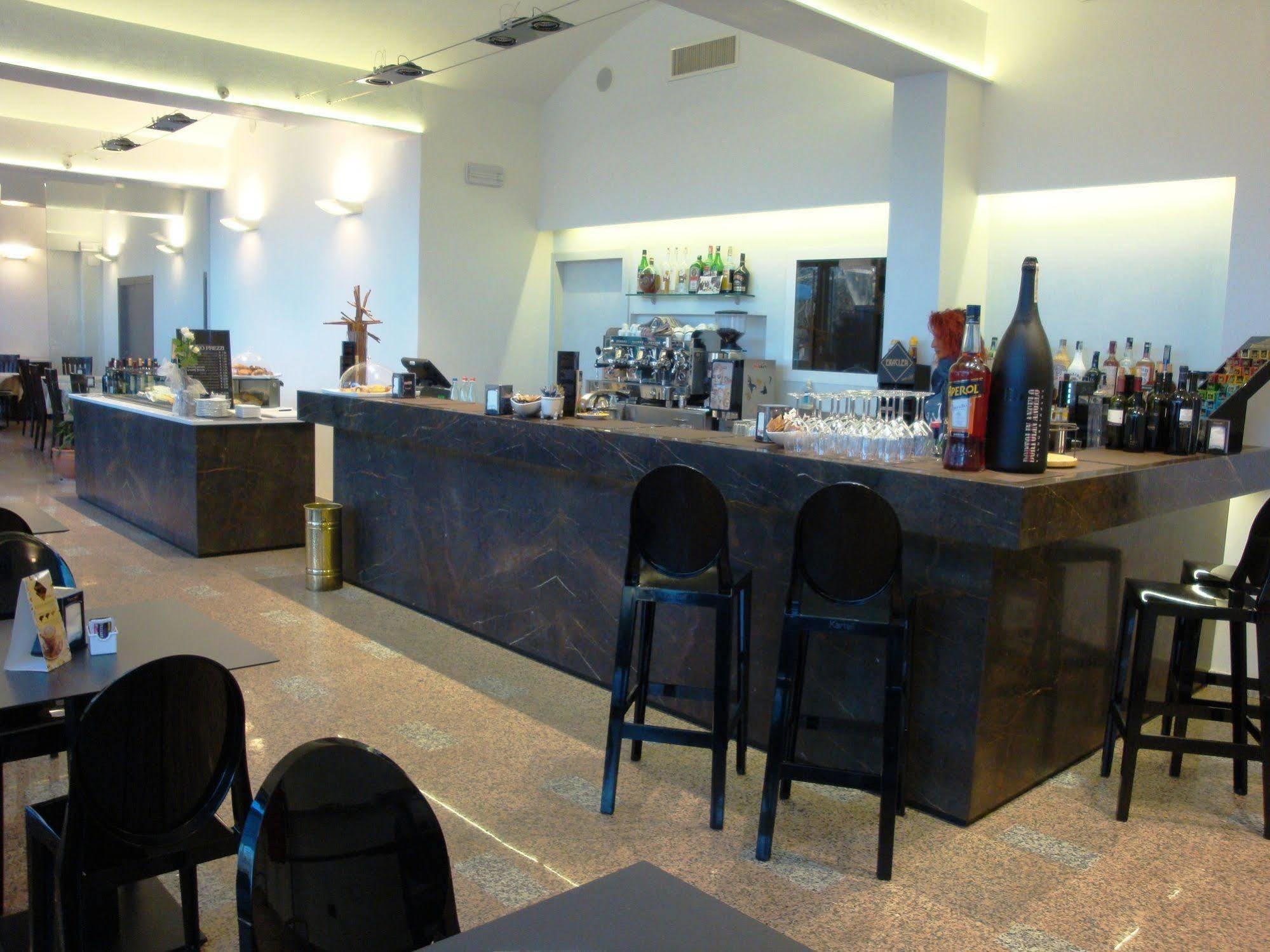 Hotel Pico Мирандола Екстериор снимка