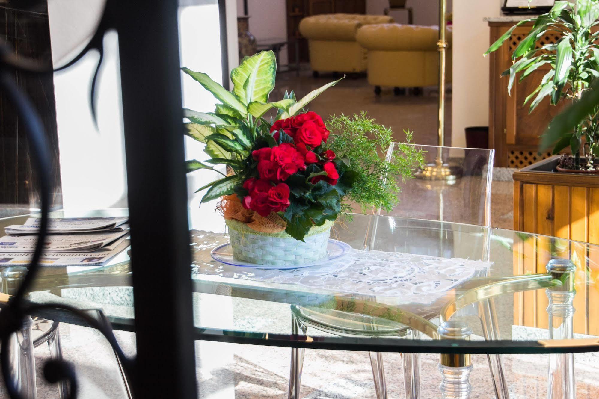 Hotel Pico Мирандола Екстериор снимка